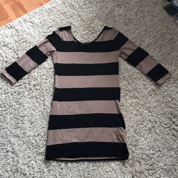 Body Con Dress - Picture 2 of 4